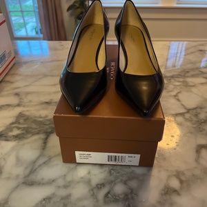 NIB Coach patent kitten heels